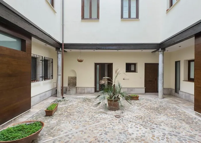 La Casa De La Plata By Ap *